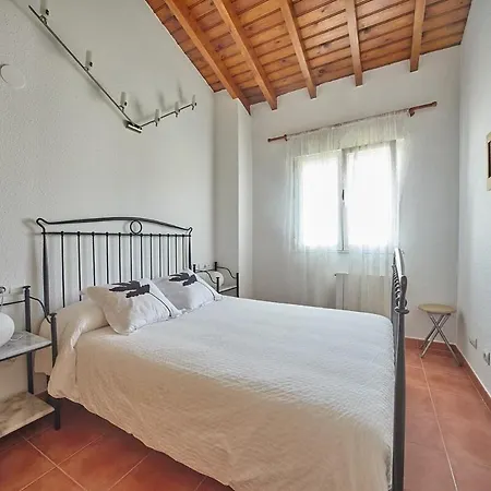 Holiday home Casa Margarita, Al Lado De Laredo Rada